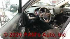 Vehicle photo 10