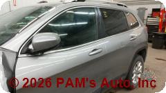 Vehicle photo 7