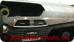 Vehicle photo 13