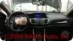 Vehicle photo 14