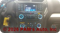 Vehicle photo 13