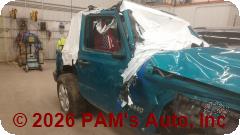Vehicle photo 3
