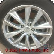 Vehicle photo 9