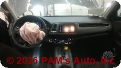Vehicle photo 14