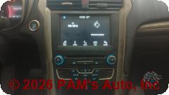 Vehicle photo 13