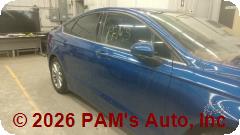 Vehicle photo 3