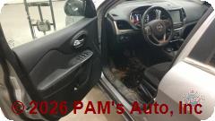 Vehicle photo 10