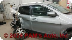 Vehicle photo 3