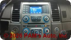Vehicle photo 13