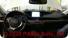 Vehicle photo 14