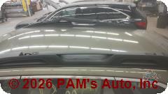 Vehicle photo 8