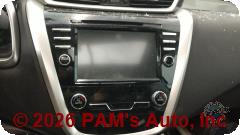 Vehicle photo 13