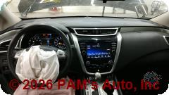 Vehicle photo 14