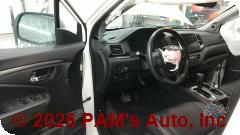 Vehicle photo 10