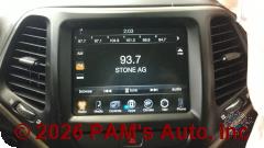 Vehicle photo 13