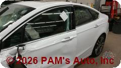 Vehicle photo 7