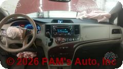 Vehicle photo 14