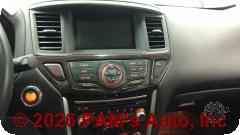 Vehicle photo 13