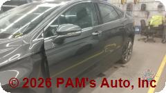 Vehicle photo 7