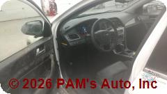 Vehicle photo 10