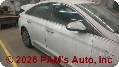 Vehicle photo 3