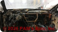 Vehicle photo 14