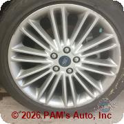 Vehicle photo 9