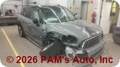 Vehicle photo 2