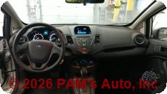 Vehicle photo 14