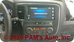 Vehicle photo 13