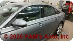 Vehicle photo 7
