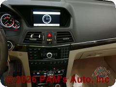 Vehicle photo 13