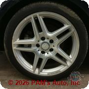 Vehicle photo 9