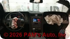 Vehicle photo 14