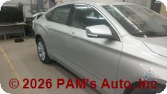 Vehicle photo 3