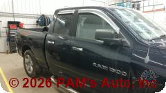 Vehicle photo 3