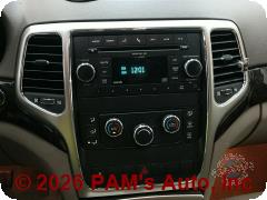 Vehicle photo 13