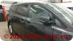 Vehicle photo 3