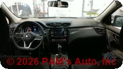 Vehicle photo 14