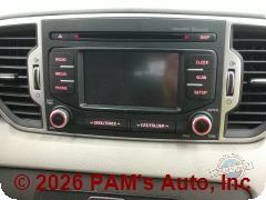 Vehicle photo 13