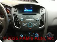 Vehicle photo 13