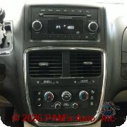 Vehicle photo 13