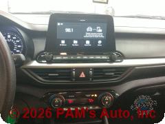 Vehicle photo 13