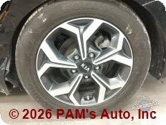 Vehicle photo 9