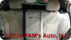 Vehicle photo 11