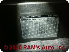 Vehicle photo 17