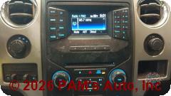Vehicle photo 13