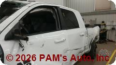 Vehicle photo 7