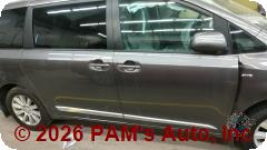 Vehicle photo 3