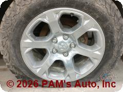Vehicle photo 9